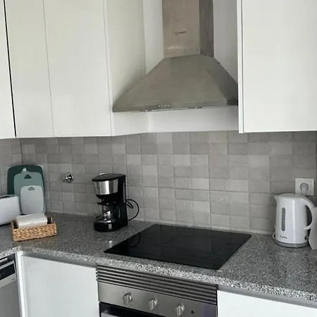 Entire For Tourist Or Family - Grinvel Vakantiehuis *